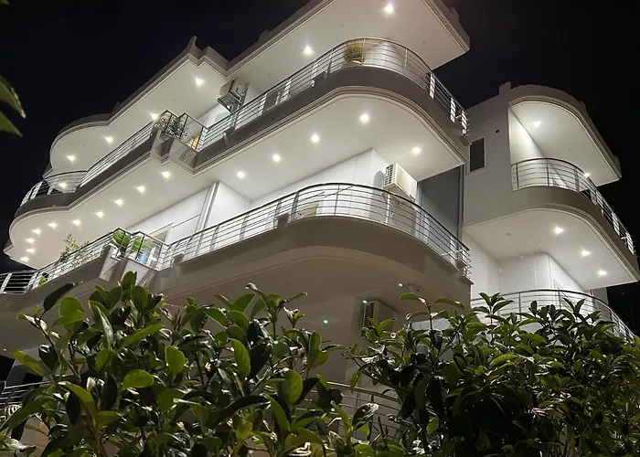 Dani\'S Apartments