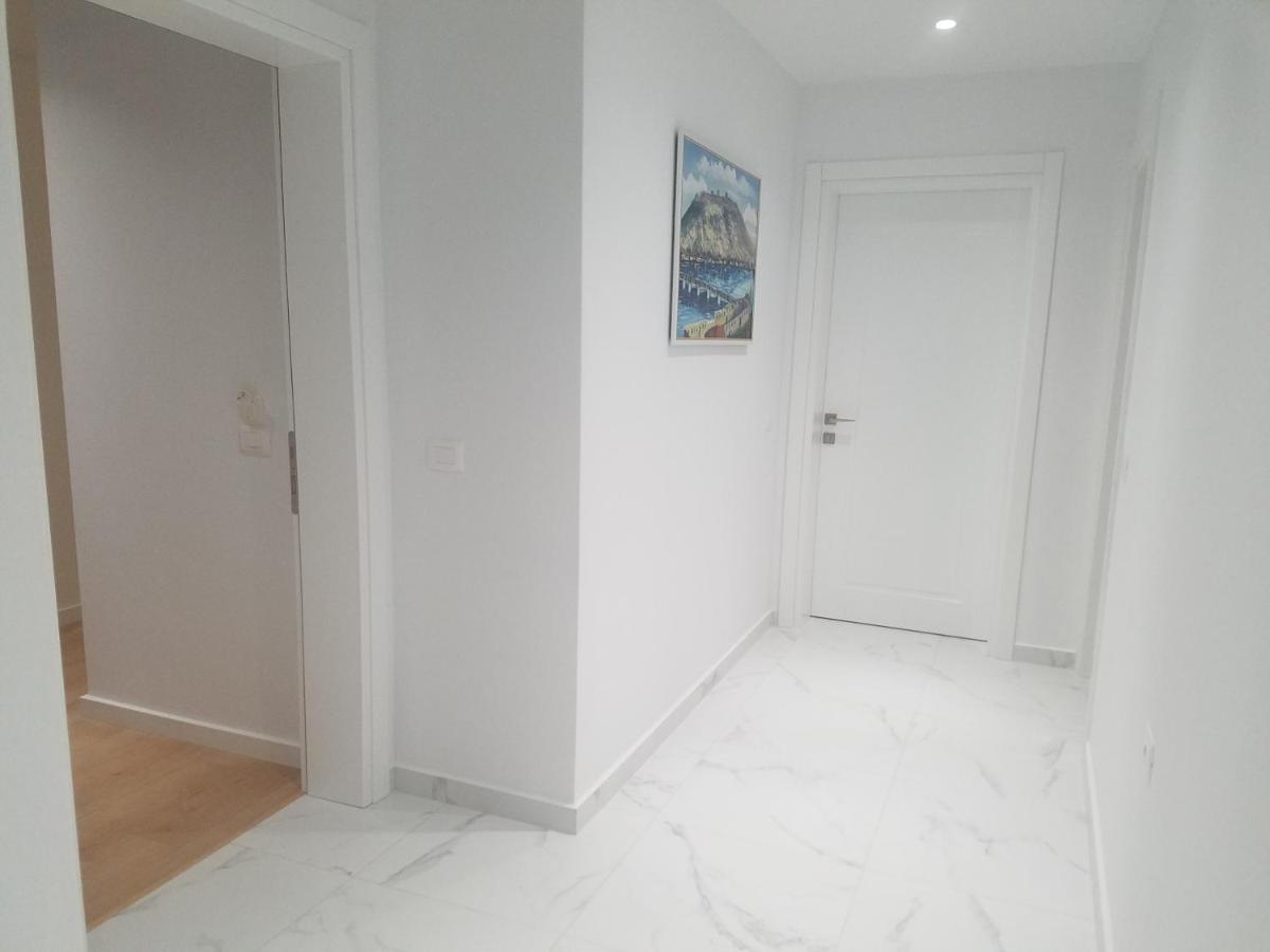 Dani's Apartment *
